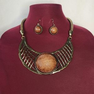 Fashion Jewelry Acrylic Metal Statement Necklace & Earring Set